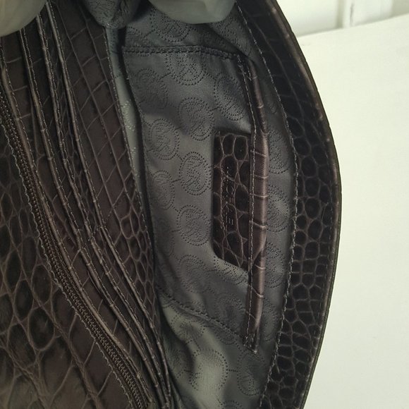 MICHAEL KORS JET SET CHARM LARGE WALLET ON A CHAIN BROWN  Leather Crocodile - Picture 14 of 16